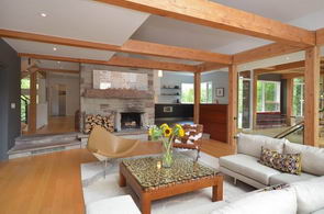 Living Room - Country homes for sale and luxury real estate including horse farms and property in the Caledon and King City areas near Toronto